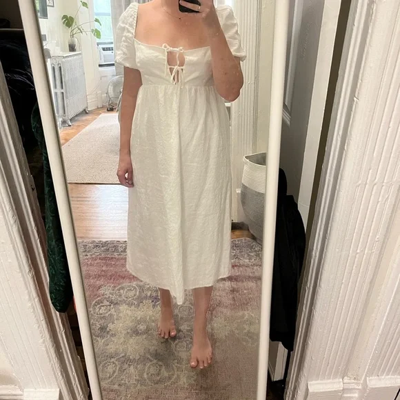 Aritzia linen dress - Picture 1 of 3